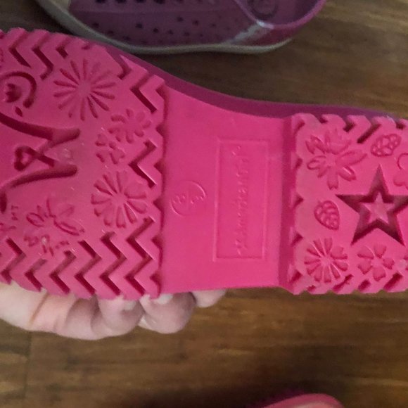 Peek-a-Boo Wellies for Girls - Picture 3 of 4